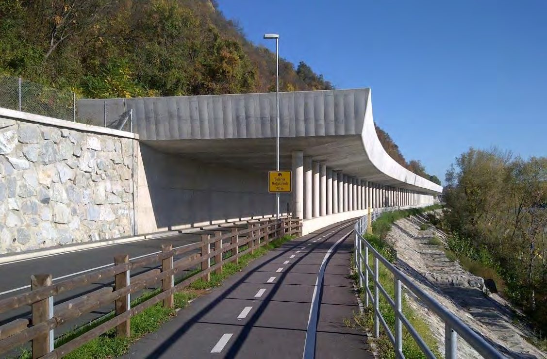 Slika 4: Dokončana Meljska cesta z galerijo in kolesarsko stezo